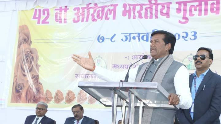 म.प्र. को फूलों के उत्पादन का हब बनाएँगे : राज्य मंत्री श्री कुशवाह